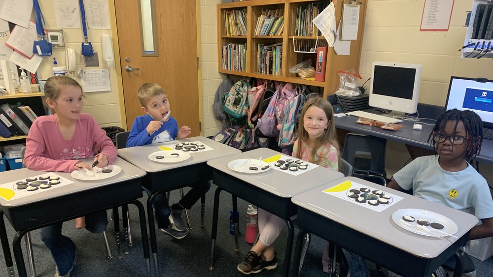 TCPS 2nd Grade Moon Experiment